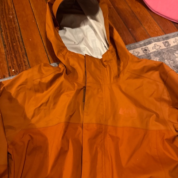 Durable REI jacket. REI Rainer rustic brownish Orange Hooded Jacket men’s medium - Picture 5 of 8